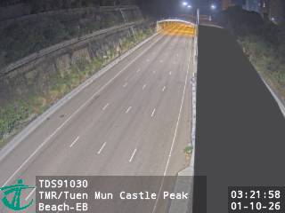 屯門公路近青山灣泳灘 - 東行