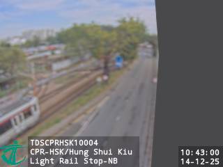 青山公路洪水橋段近洪水橋輕鐵站 - 北行