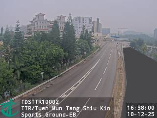 青田路近屯門鄧肇堅運動場 - 東行