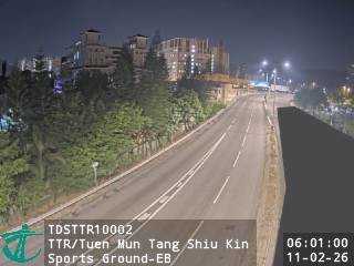 青田路近屯門鄧肇堅運動場 - 東行