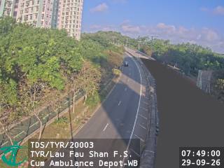 天影路近流浮山消防局暨救護站 - 西行