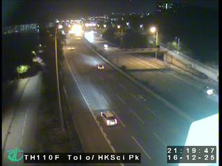 吐露港公路近香港科學園