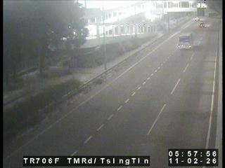 屯門公路近港鐵兆康站